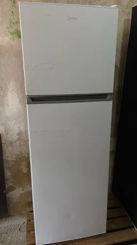 Geladeira 294L Midea