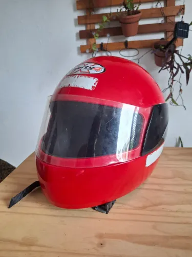 Capacete Liberty Four X4 Vermelho Tam. 58 - Barato!
