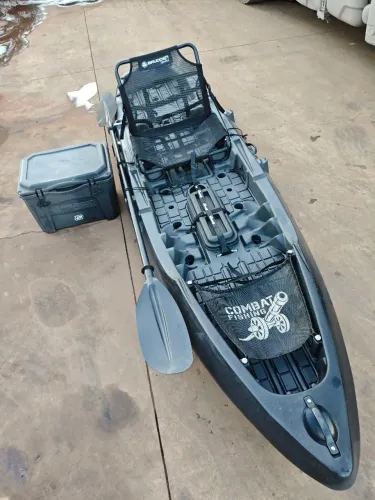Vendo caiaque brudden combat fhicher ? cooler brudden 30 LTS original nota fiscal 