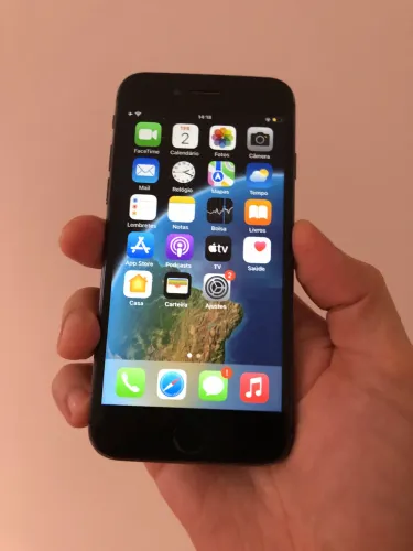 iPhone 8 - Perfeito para Wi-Fi, Jogos e Fotos! (Preço de Desapego)