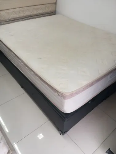 Cama box baú e colchão Queem size de casal ( $$ 900 ) *