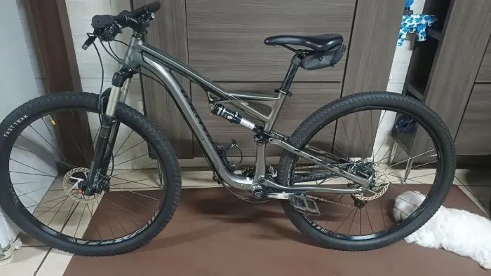 BICICLETA SPECIALIZED CAMBER COMP
