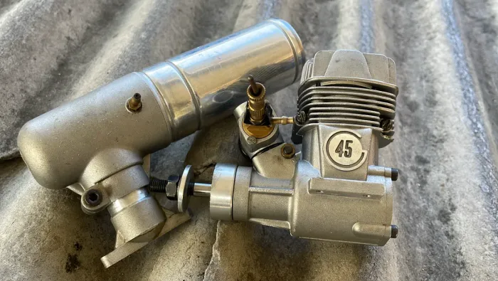 Motor super tigre para aeromodelo