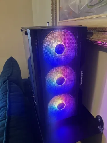 PC Gamer Ryzen 5 + RX 6600 + 16GB RAM + SSD 500Gb