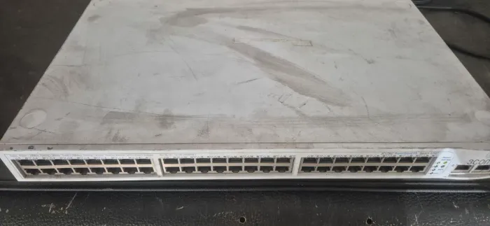 Switch 3Com 3C17302 48 portas 10/100 2 portas 10/100/1000 SuperStack 3 gerenciavel layer 2