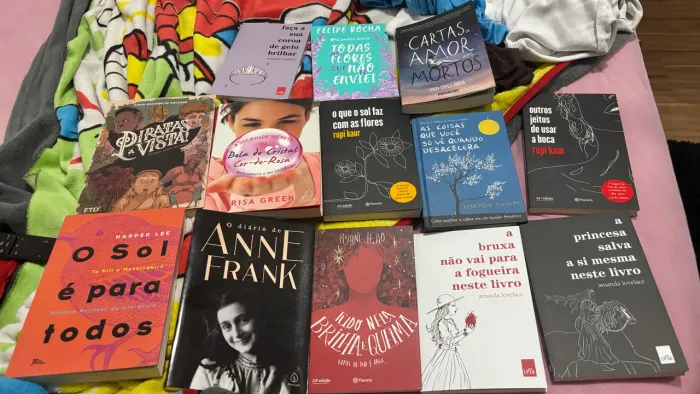 QUALQUER LIVRO 20$