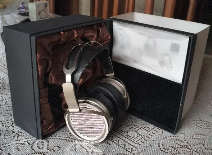 Headphone Aune AR5000