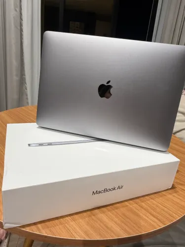 MacBook Air M1