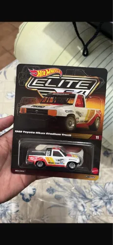 Hot Wheels Elite 64