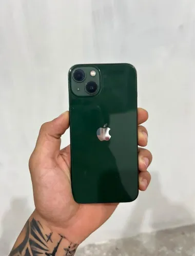 Vendo iPhone 13 128Gigas Bateria 90% com nota fiscal carregador capas 