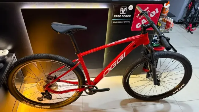 Nova Oggi Big Wheel 7.3 2026 Shimano Deore 12V Manitou Markhour Freio hidraulico 21x