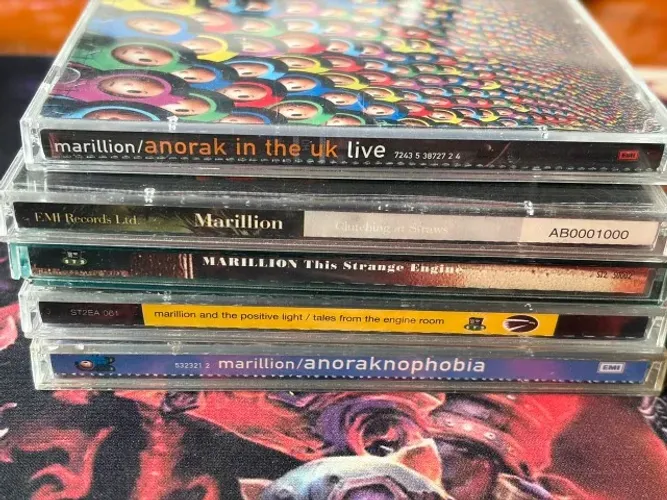 Cds Banda Marillion