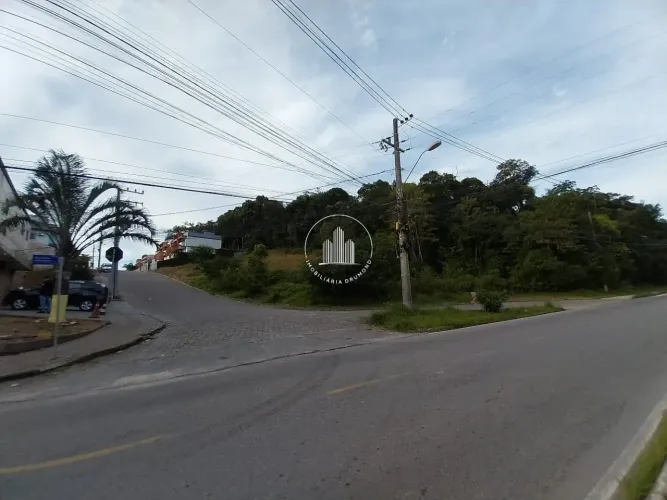 Terreno 3644m² em Condomínio - Forquilhas - PLC