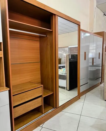 Guarda roupa viena 2.20x2.02m