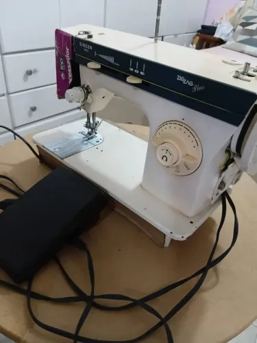 Máquina de Costura Singer 3903 ZigZag Plus Vintage - Toda de Metal - Osasco<br><br>