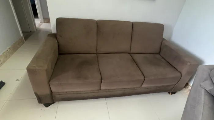 Sofá 3 lugares 200 REAIS