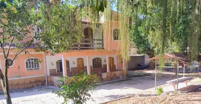 VENDO PROPRIEDADE COM 1.362M² EM PRAIA DE MAUÁ-MAGÉ-RJ - 3 LOTES, CASA DUPLEX + 1 SIMPLES