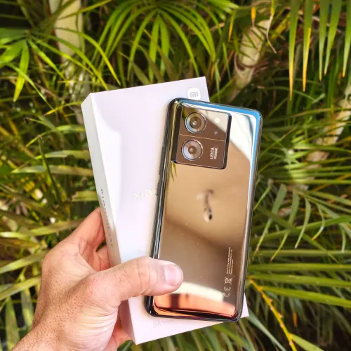 Xiaomi 13T 5G 12GB - 256GB IMPECÁVEL
