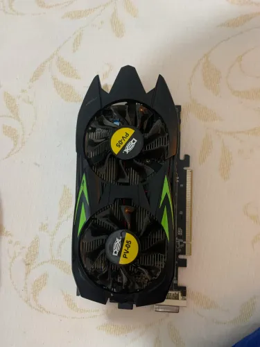 Vendo lote com monitor e peças de PC no estado em que se encontram 