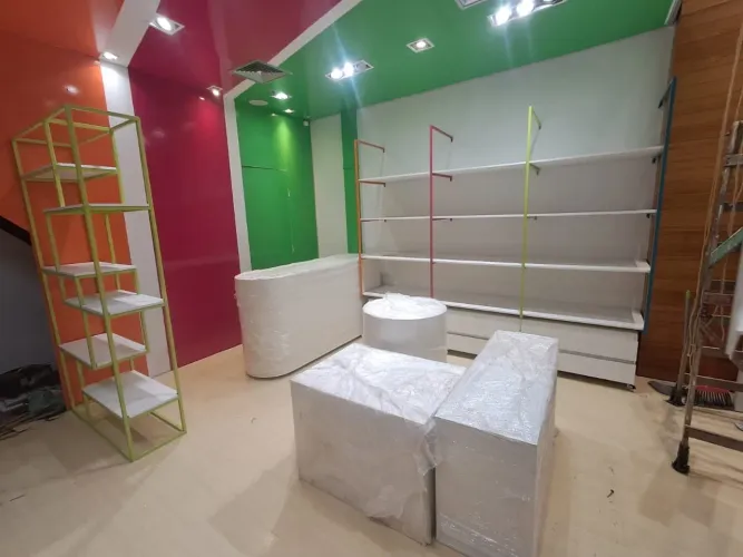 Balcão Mdf com gavetas e prateleira