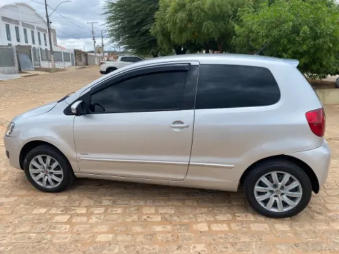 Volkswagen Fox 1.0 MI Total Flex 8V 3P 2010