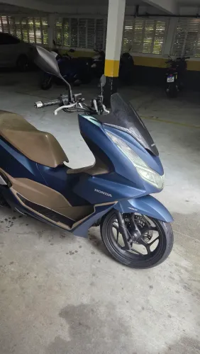 Vendo PCX azul 2024