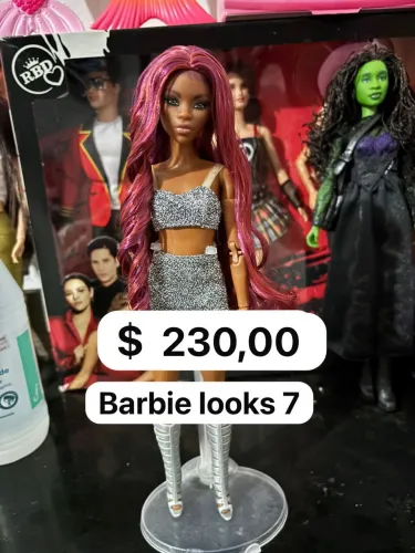 Barbie looks 7