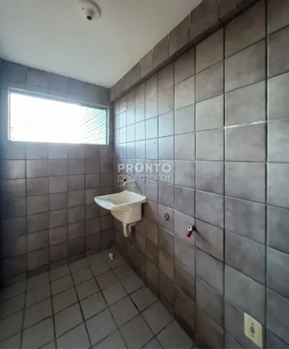 Apartamento com 2 quartos em Várzea