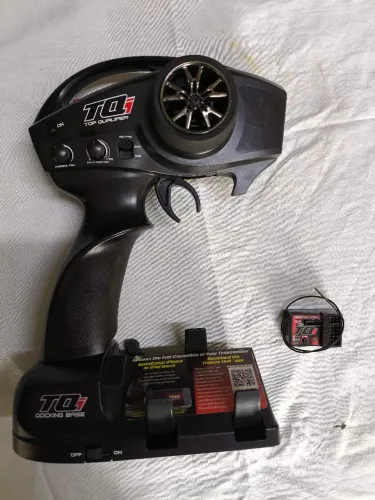 Radio traxxas TQi dock iPhone 3 canais 