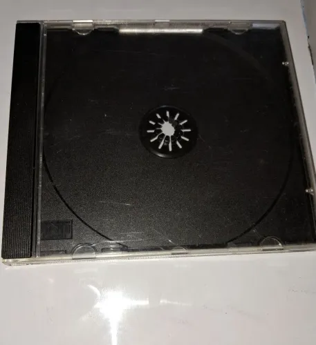 Caixinhas para CD usadas - lote com 50 - pretas, transparentes
