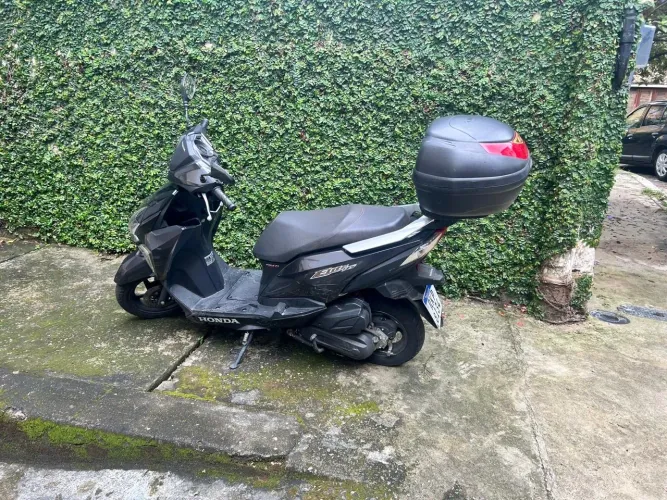 Scooter de garagem!