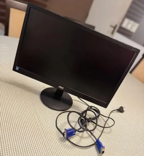 Monitor AOC E970SWN 18,5 Polegadas LED - Preto com Cabo VGA