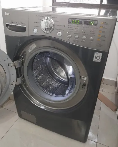Lava e Seca LG Inverter Direct Drive 13/8kg
