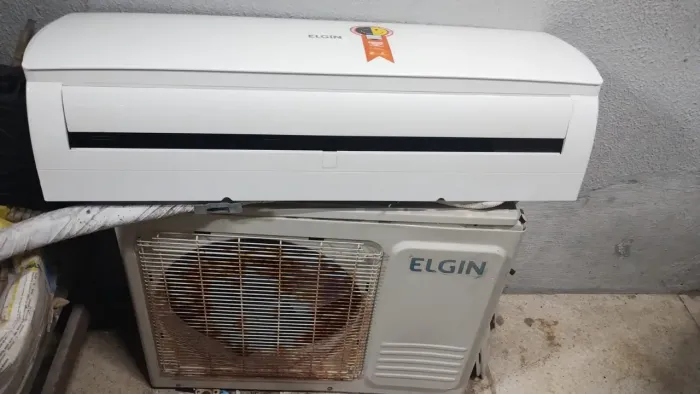 Ar condicionado semi-novo