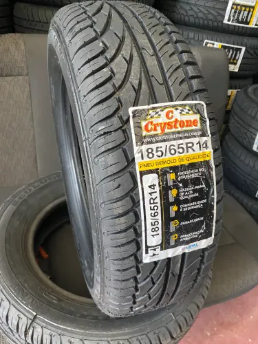 01 pneu 185/65/14 Crystone remolde novo