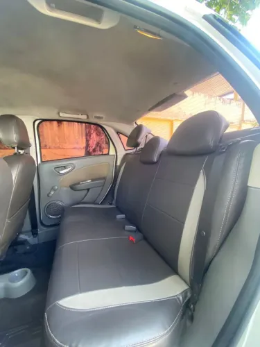Fiat Grand Siena Essence 1.6 Flex 16V 2015
