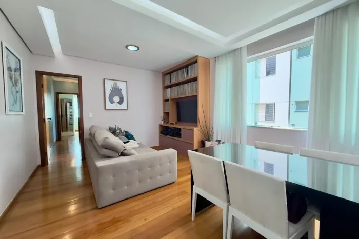 Apartamento à Venda - Padre Eustáquio, 2 Quartos, 70 m2
