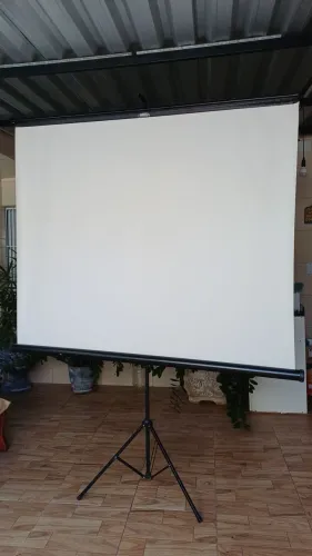 Tela para projetor 