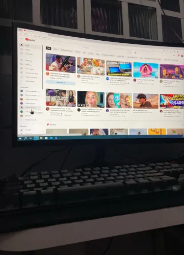 Monitor Samsung 24? Curvo