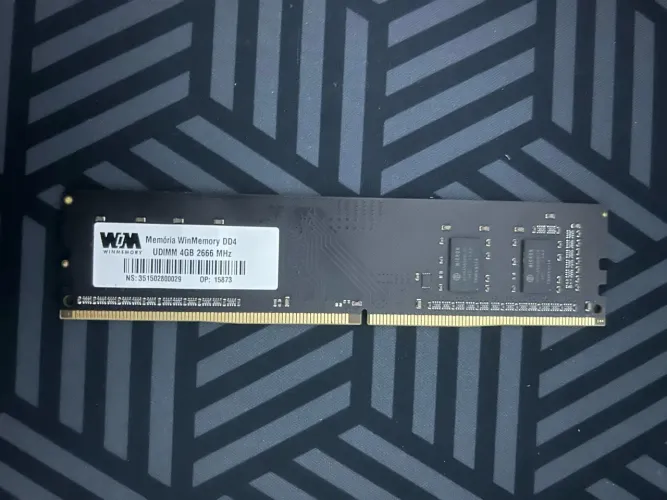 Memória RAM 4gb DDR4 2666MHz