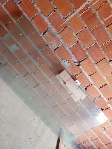 Porta de vidro de duas folhas com todos os acessórios 