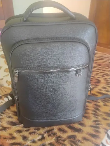 Mochila de couro sintético nova