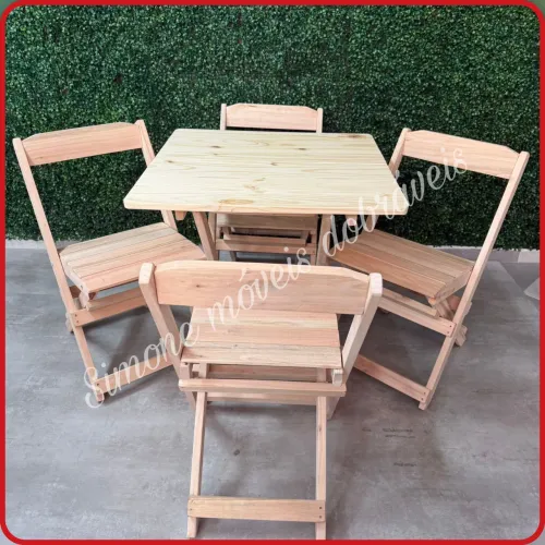 Mesa 70x70 dobrável com 4 cadeiras sem pintura