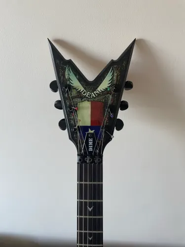 Guitarra Dean Dime Razorback LoneStar 
