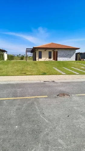 CASA EM CONDOMINIO BÚZIOS RJ