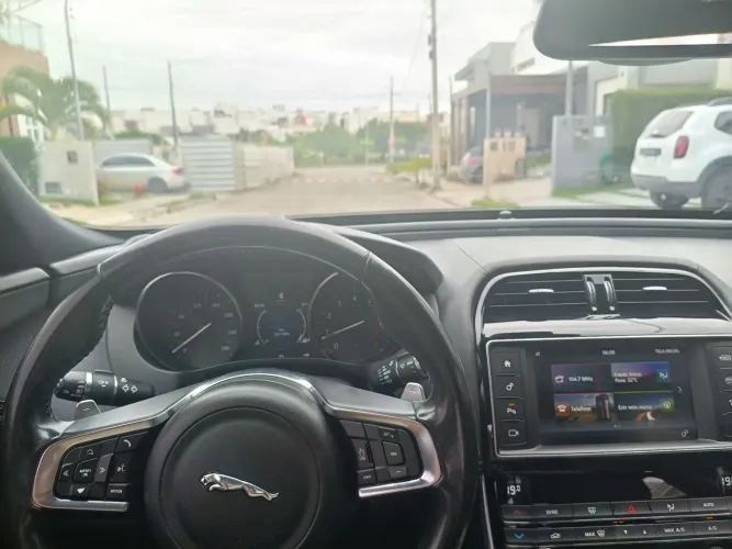 Jaguar XE 2.0 Turboch. R-sport 240/250cv Aut. 2018