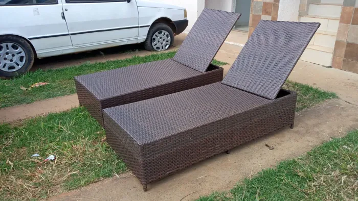 Conjunto de espreguiçadeiras para área externa