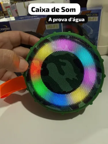 Caixa de Som Bluetooth RGB À Prova D?Água Potente