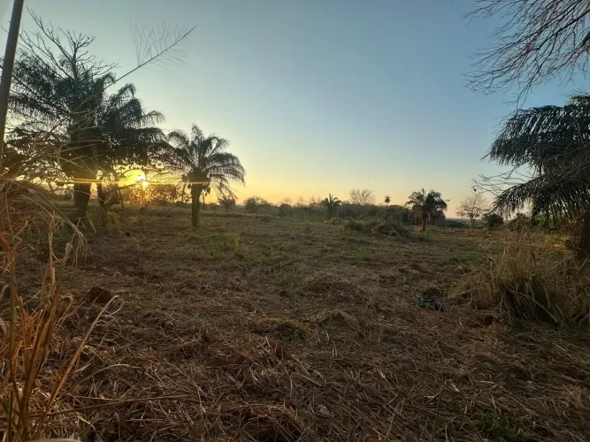 1.58 HECTARE ou 15.900 m2 PONTES E LACERDA