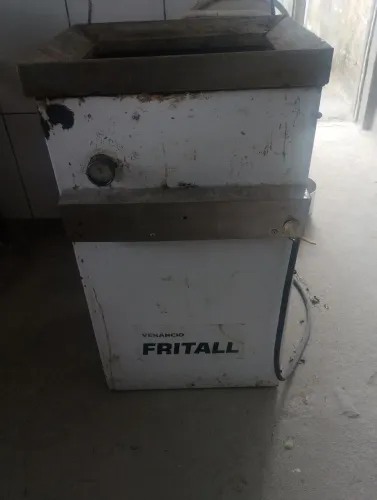 Fritadeira a gás água e óleo 8 litros